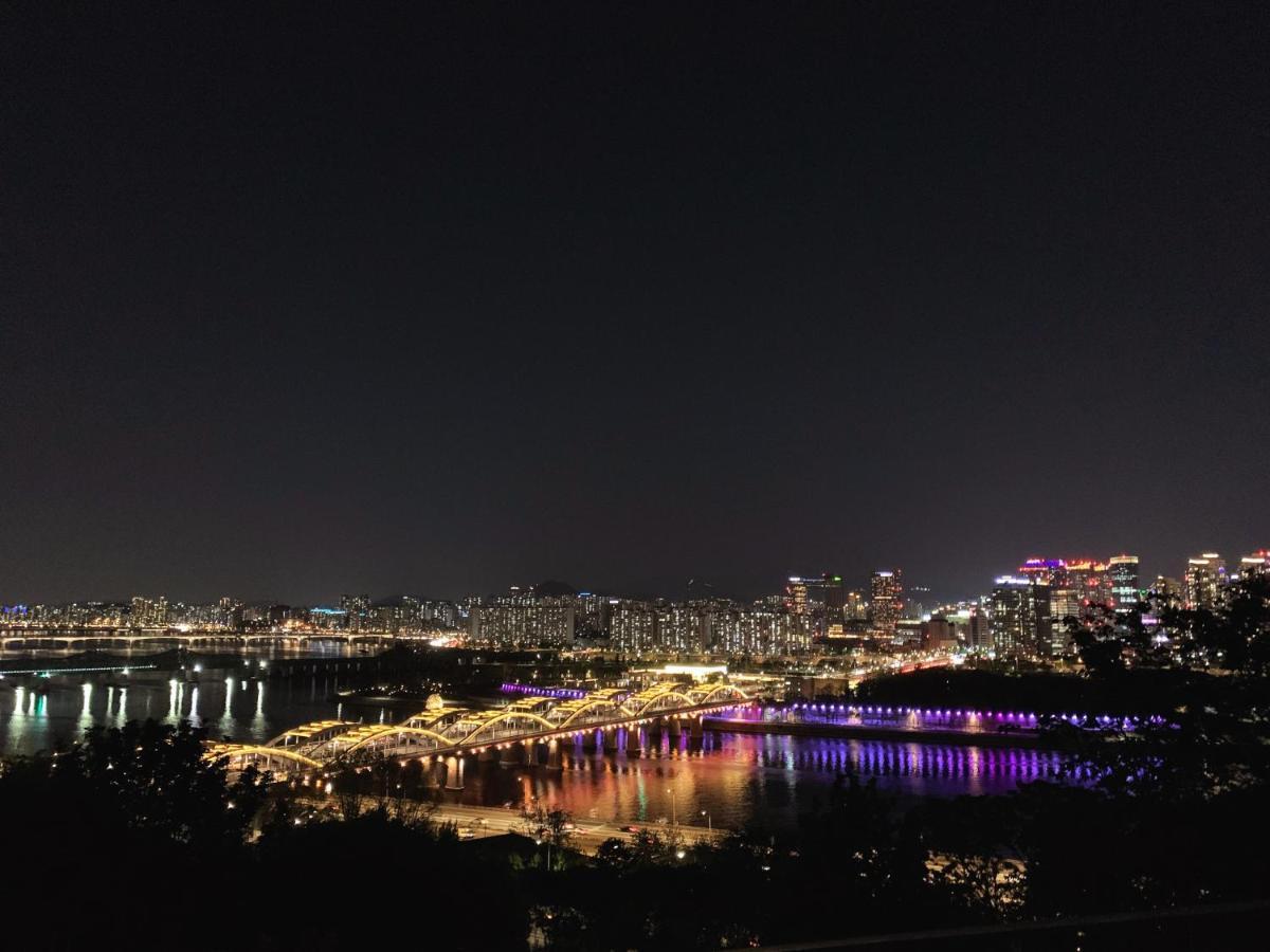 Hhzib, Homestay On A Hill In The Heart Of Seoul - 'Best Seoul Stay 2024' By Сеул Экстерьер фото