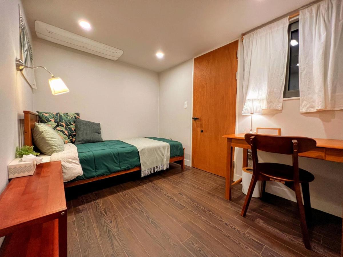 Hhzib, Homestay On A Hill In The Heart Of Seoul - 'Best Seoul Stay 2024' By Сеул Экстерьер фото