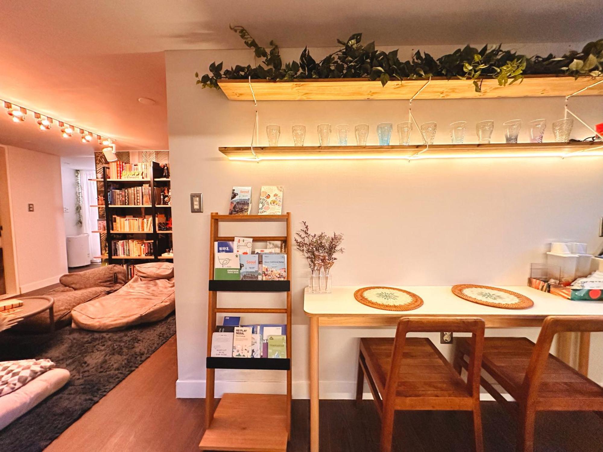 Hhzib, Homestay On A Hill In The Heart Of Seoul - 'Best Seoul Stay 2024' By Сеул Экстерьер фото